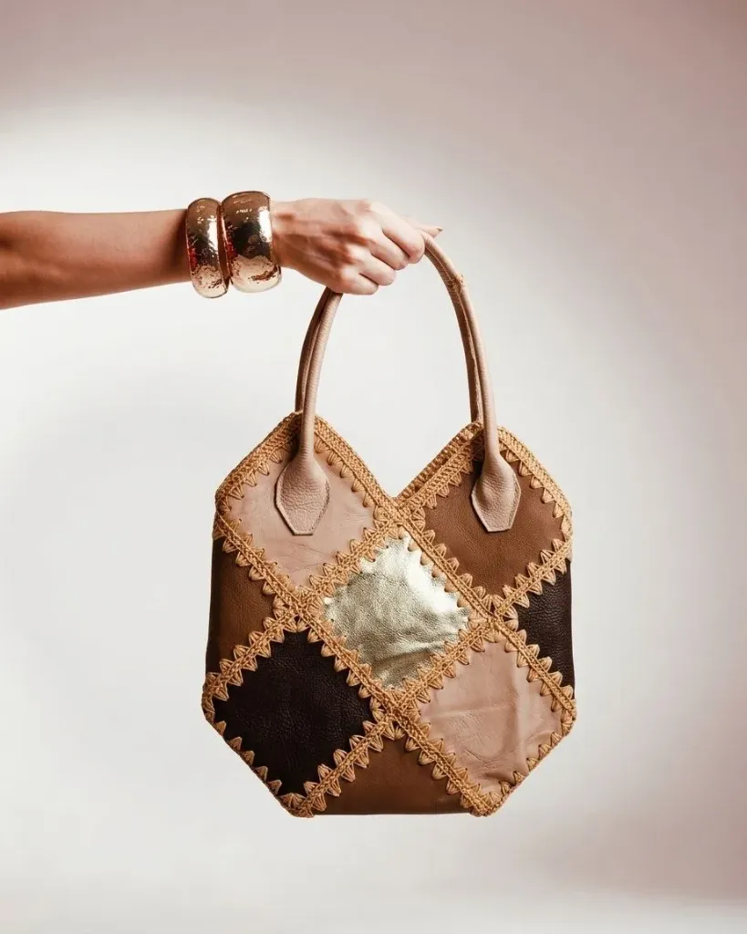 Cartera Trama