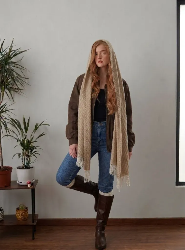 Capucha Arraigo Beige